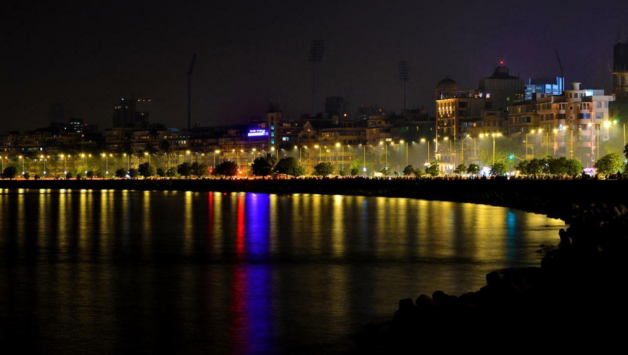 Aman Hotel Near Cst Mumbai Exterior foto